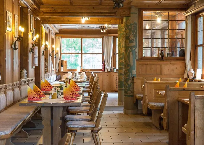 Hotel Schmied Von Kochel 2*